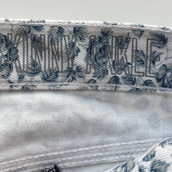 Madewell Skinny Ankle Floral Jeans, Size 26 - Picture 5 of 12